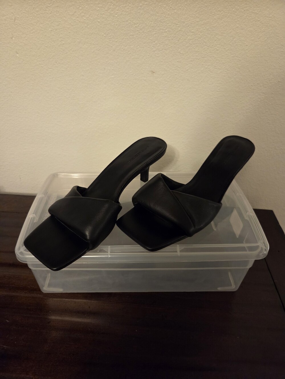 Banana Republic Black Padded Crossover Slide Mules